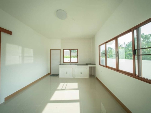 Minimal House with 3 Bedrooms near Kad Farang