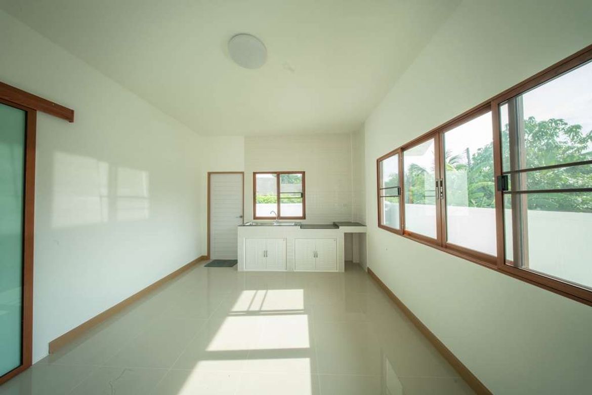 Minimal House with 3 Bedrooms near Kad Farang