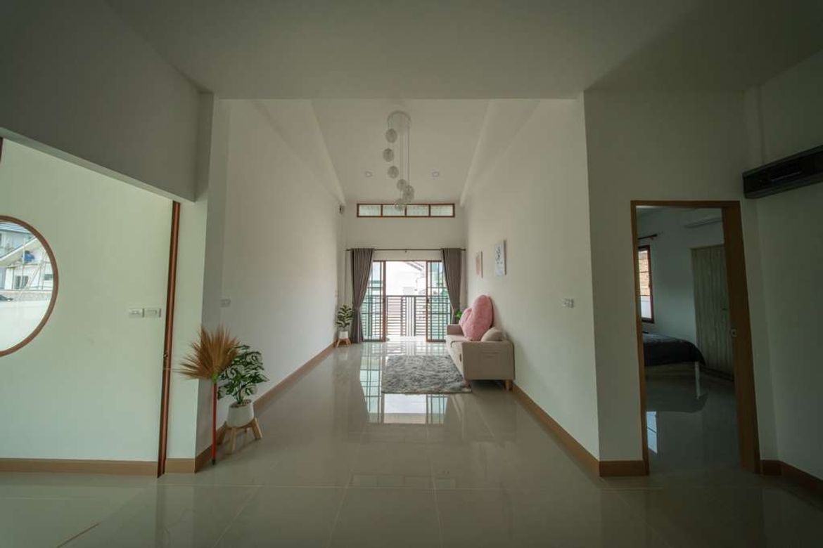 Minimal House with 3 Bedrooms near Kad Farang