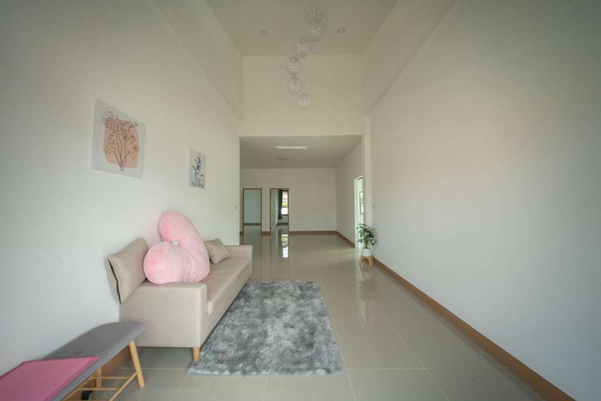 Minimal House with 3 Bedrooms near Kad Farang