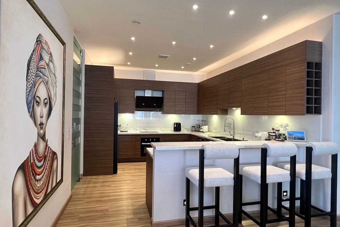 Brand new 5 bed with private pool for sale in Hang Dong