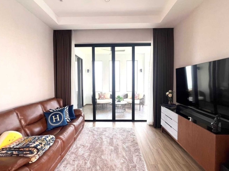 Brand new 5 bed with private pool for sale in Hang Dong