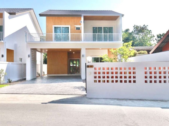 4 Bedrooms detached house for sale Minimal Muji style in Mueang Kaew