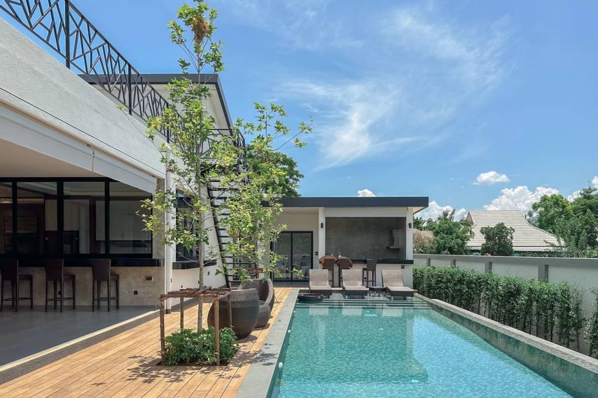 Luxury Pool Villa Modern tropical style Pa Daet Subdistrict. Chiang Mai  New style house