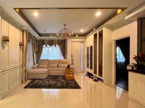 For Sale a Luxury House with mountain view in Premium Quality Housing Project in Muang Chiang Mai.-CMB-CMB04783