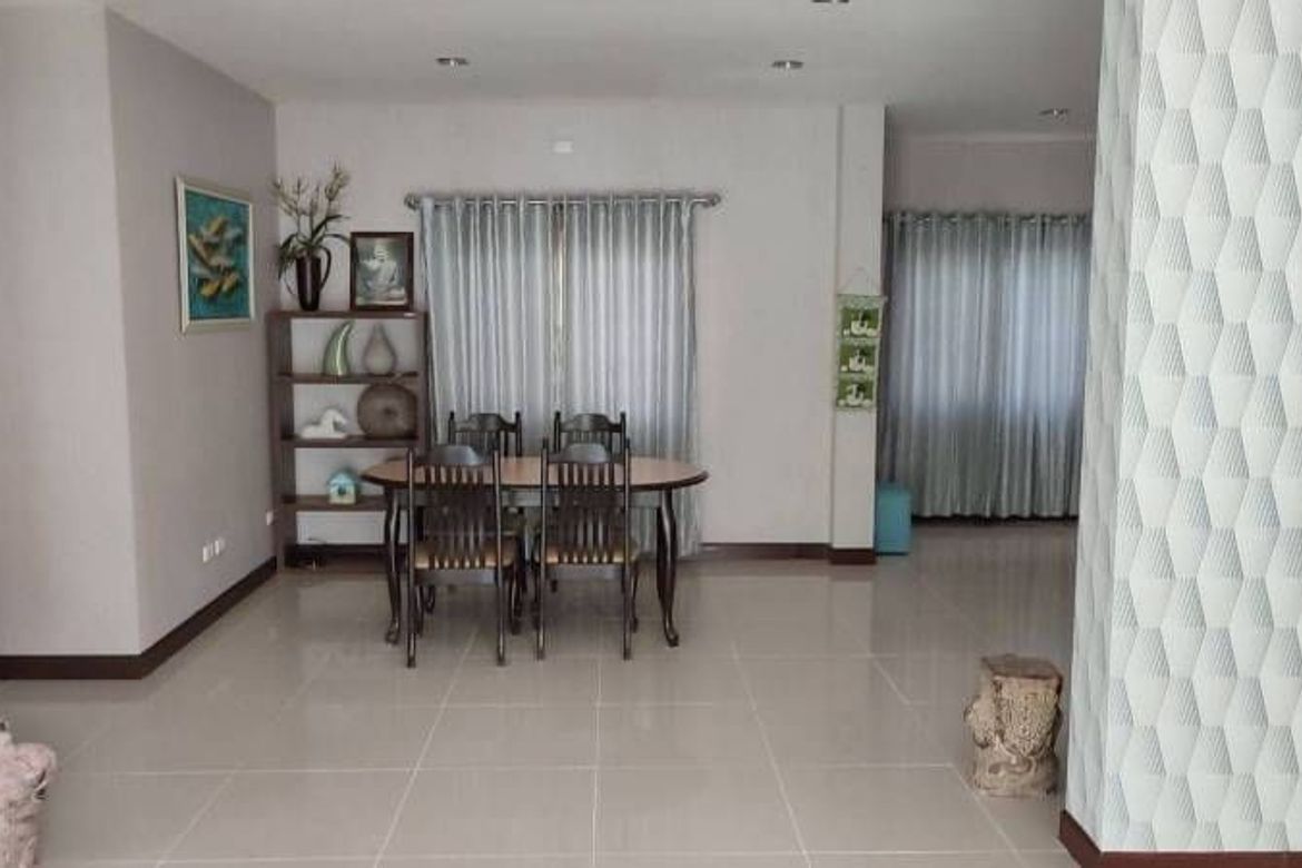 House for sale with furniture Characteristics of the house with high ceilings and wide open spaces. The strong house structure has been standardized a-J-JOY1433