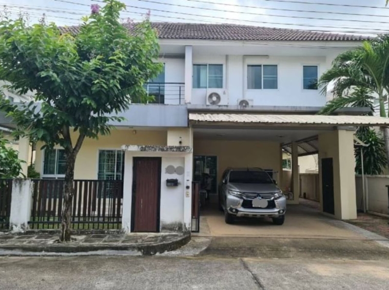 House for sale with furniture Characteristics of the house with high ceilings and wide open spaces. The strong house structure has been standardized a-J-JOY1433