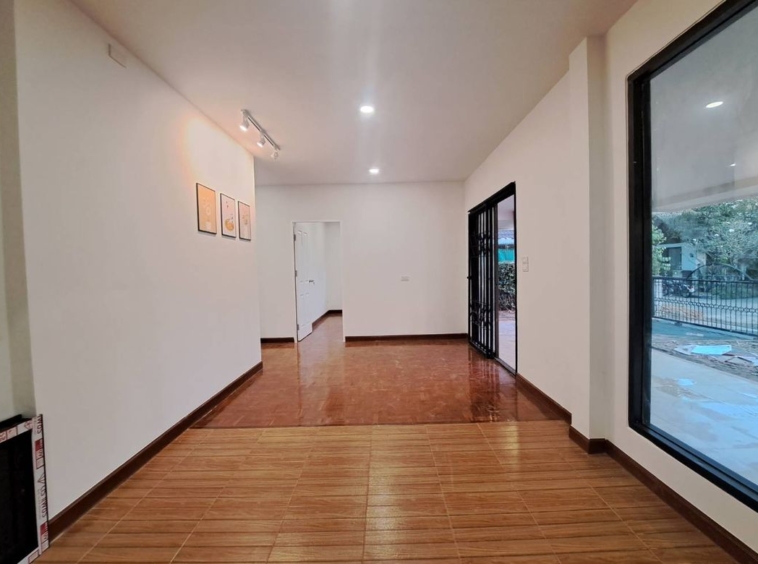 House for sale in Wang Tan