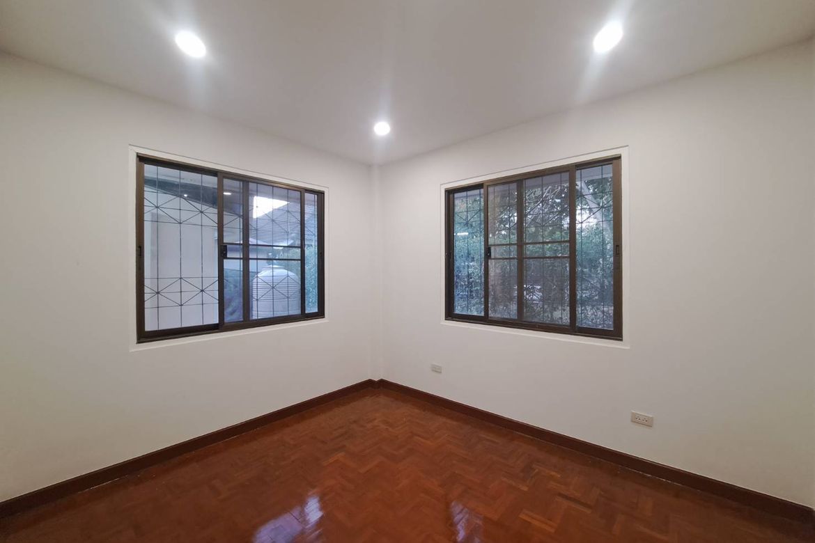 House for sale in Wang Tan