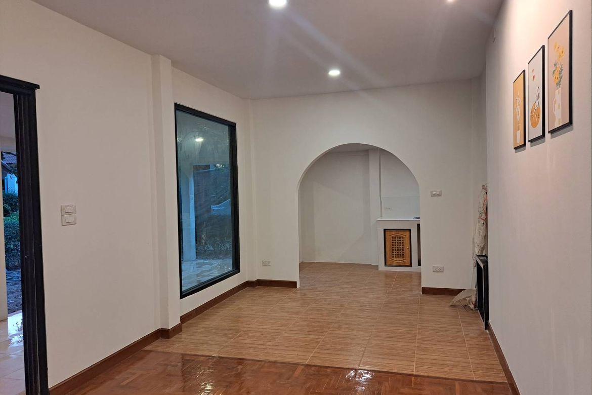 House for sale in Wang Tan