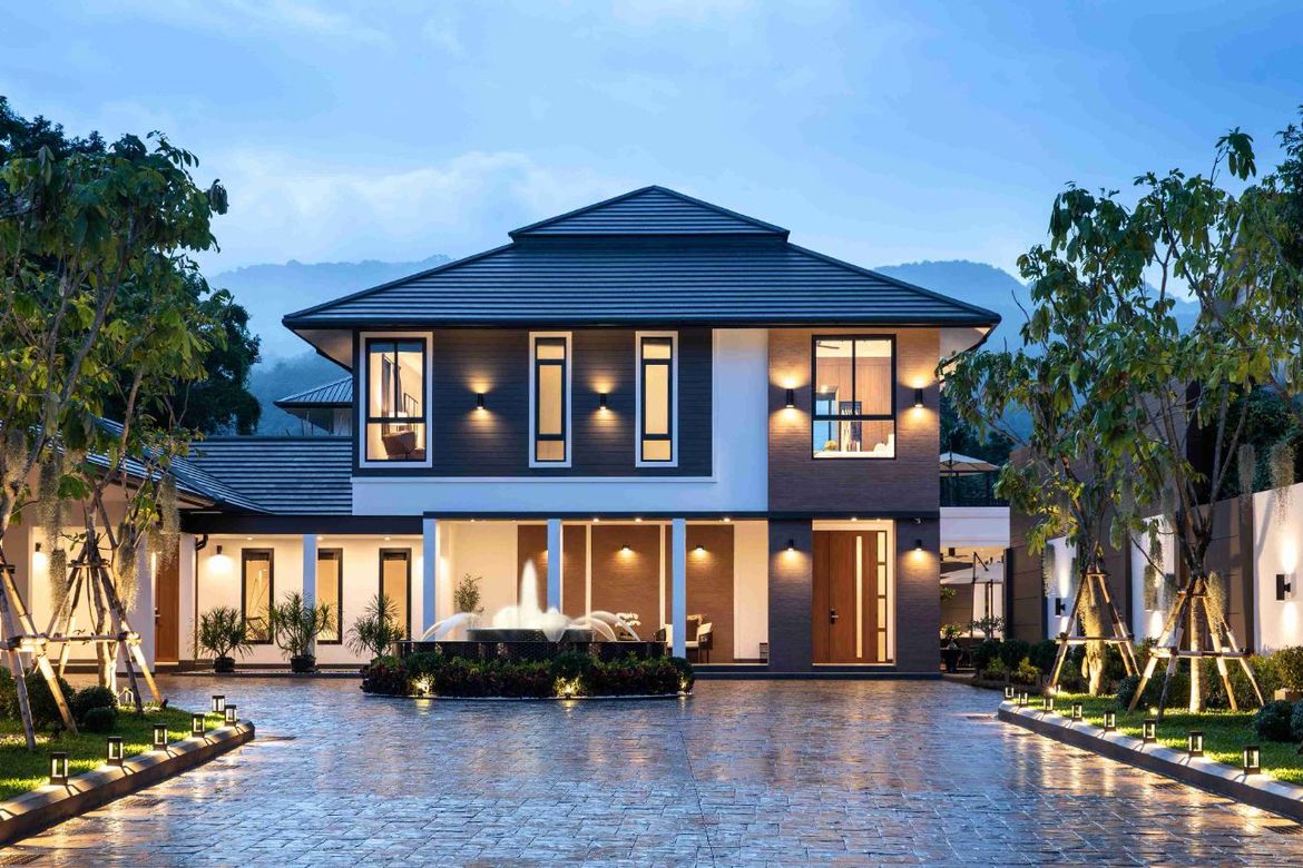 Exquisite 5-Bedroom Modern Classic Villa