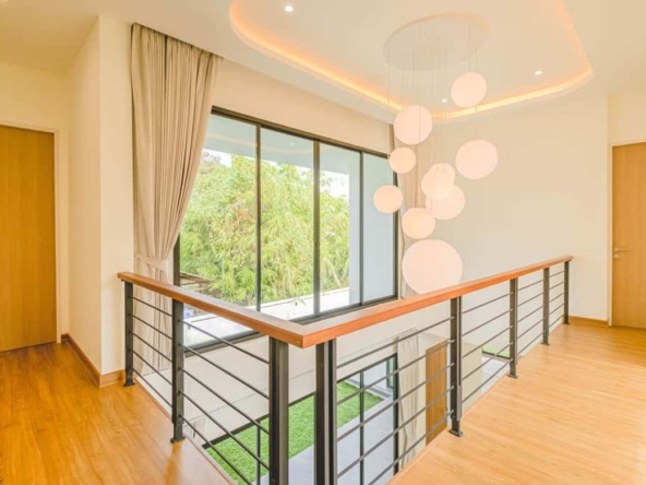 Luxurious New Home in Mueang Chiang Mai – Premium Quality with Spacious Design-KMP-017965D