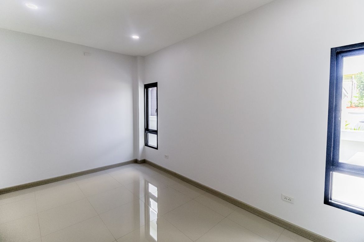 3 Bedrooms in Pa Daet Zone