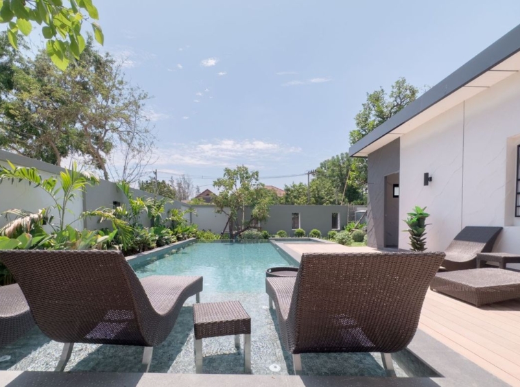 Single house Modern Style with swimming pool Location near Chiang Mai Airport-KMP-HSMC5908