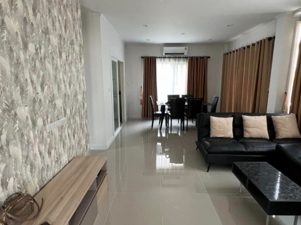 Project house for sale on Makad Charoen Charoen Road.-J-JOY1801