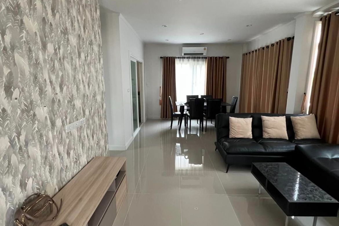 Project house for sale on Makad Charoen Charoen Road.-J-JOY1801