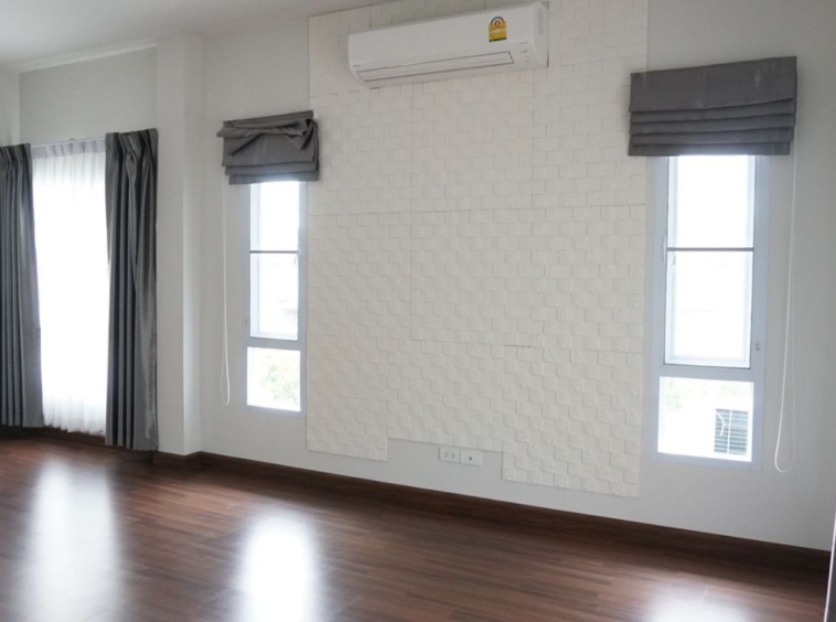 2-storey detached house for sale in The Prego project New San Kamphaeng Line -------c area-J-JOY1658