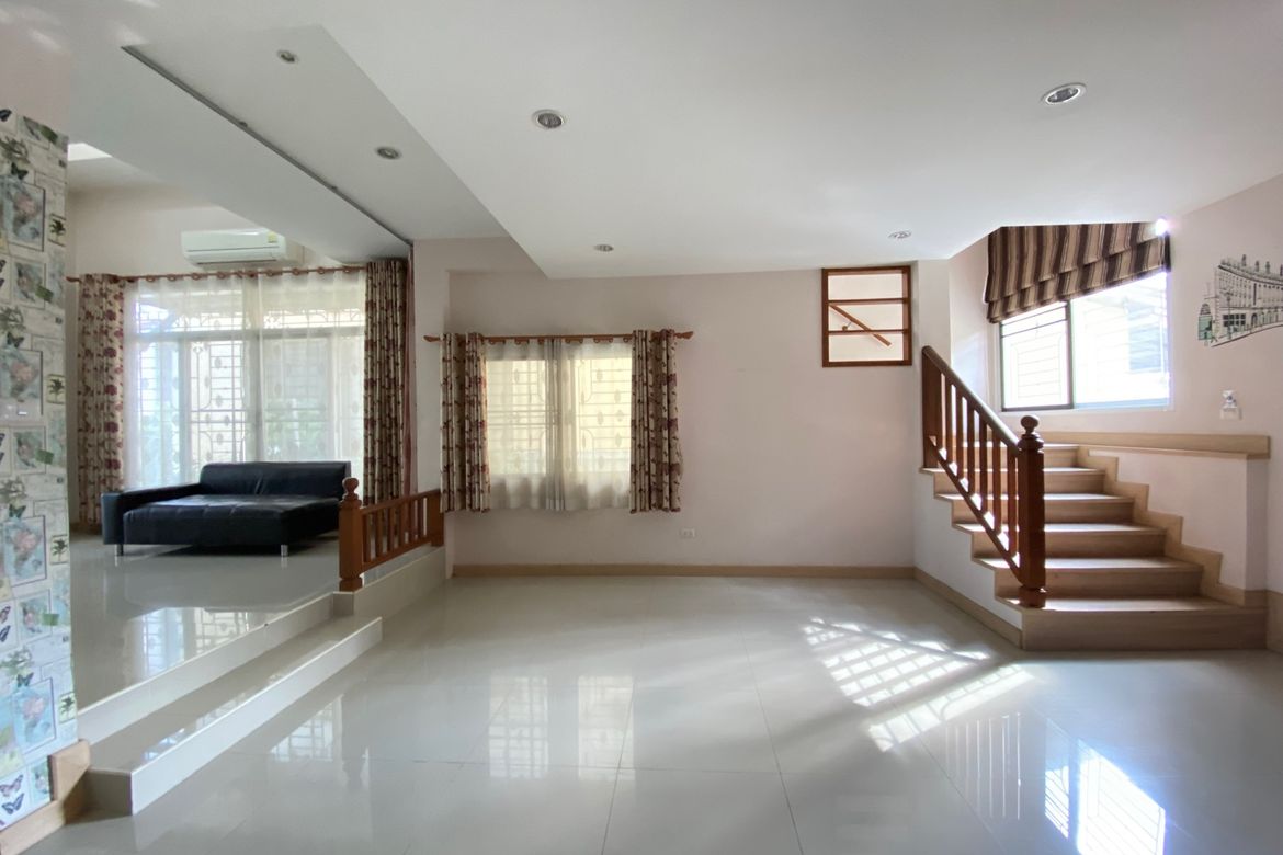 3 bedrooms house for sale in San Sai