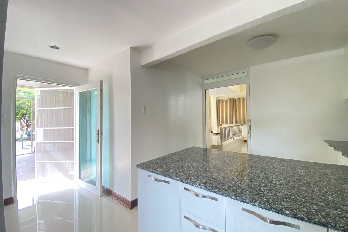 3 bed house for sale in San Sai