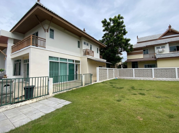 3 bed house for sale in San Sai