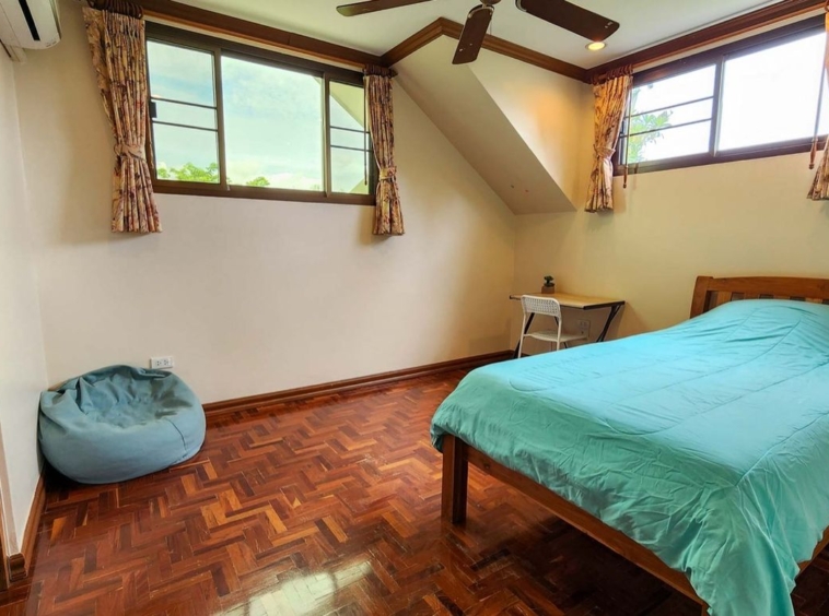 Family home 5 bed with private pool for sale in Doi Saket