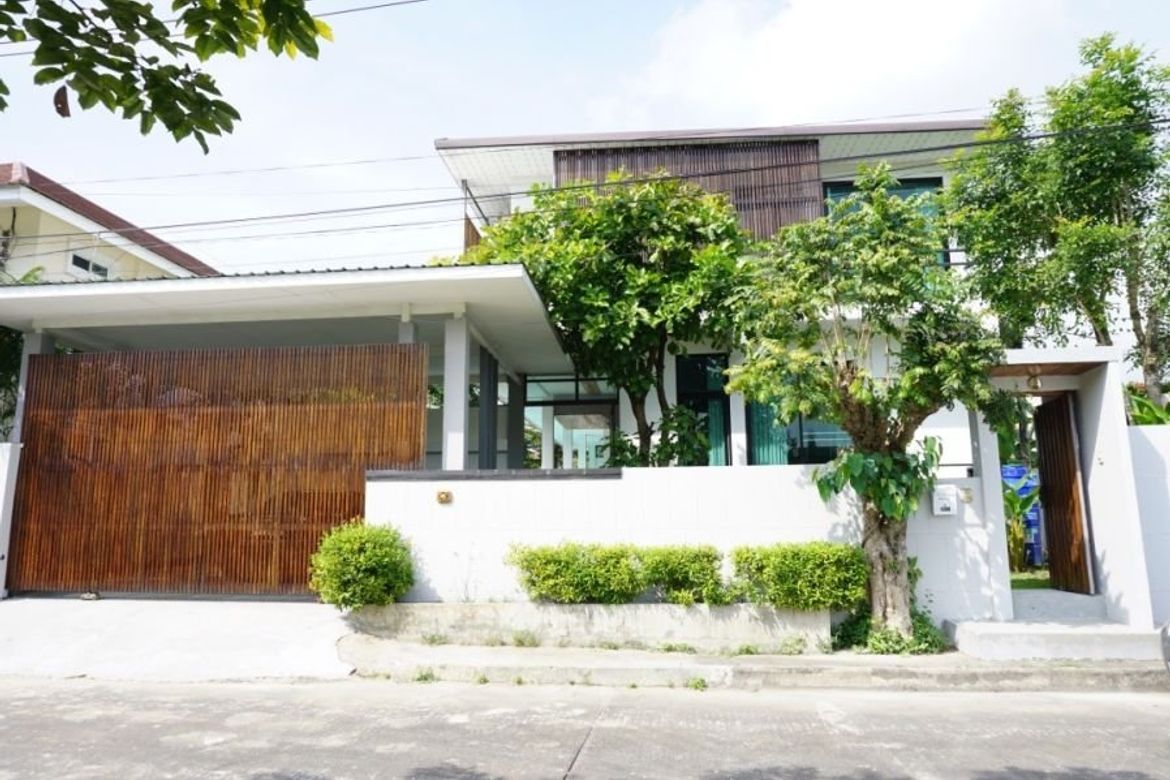 Modern house for rent or sale in Hang Dong