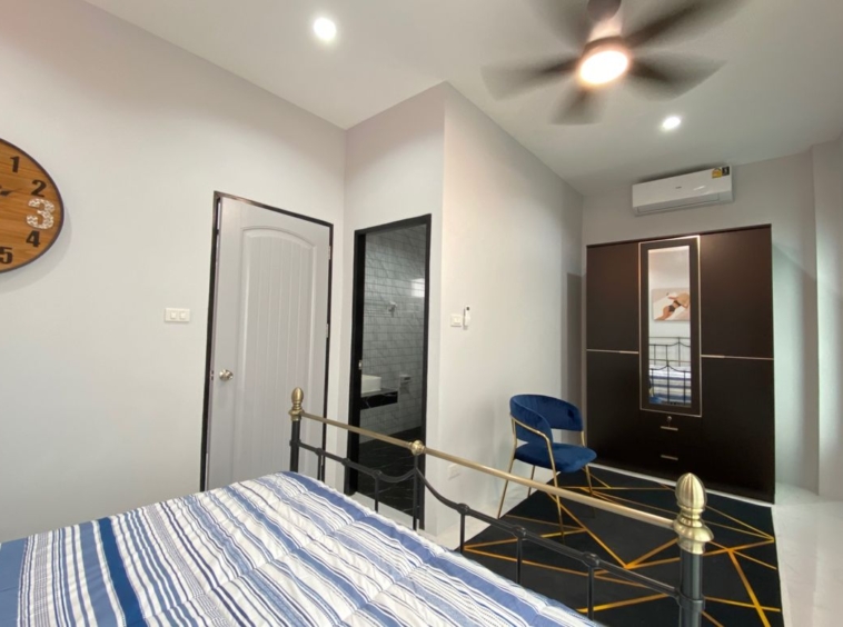 2 bed townhouse for rent or sale in San Phi Sua area