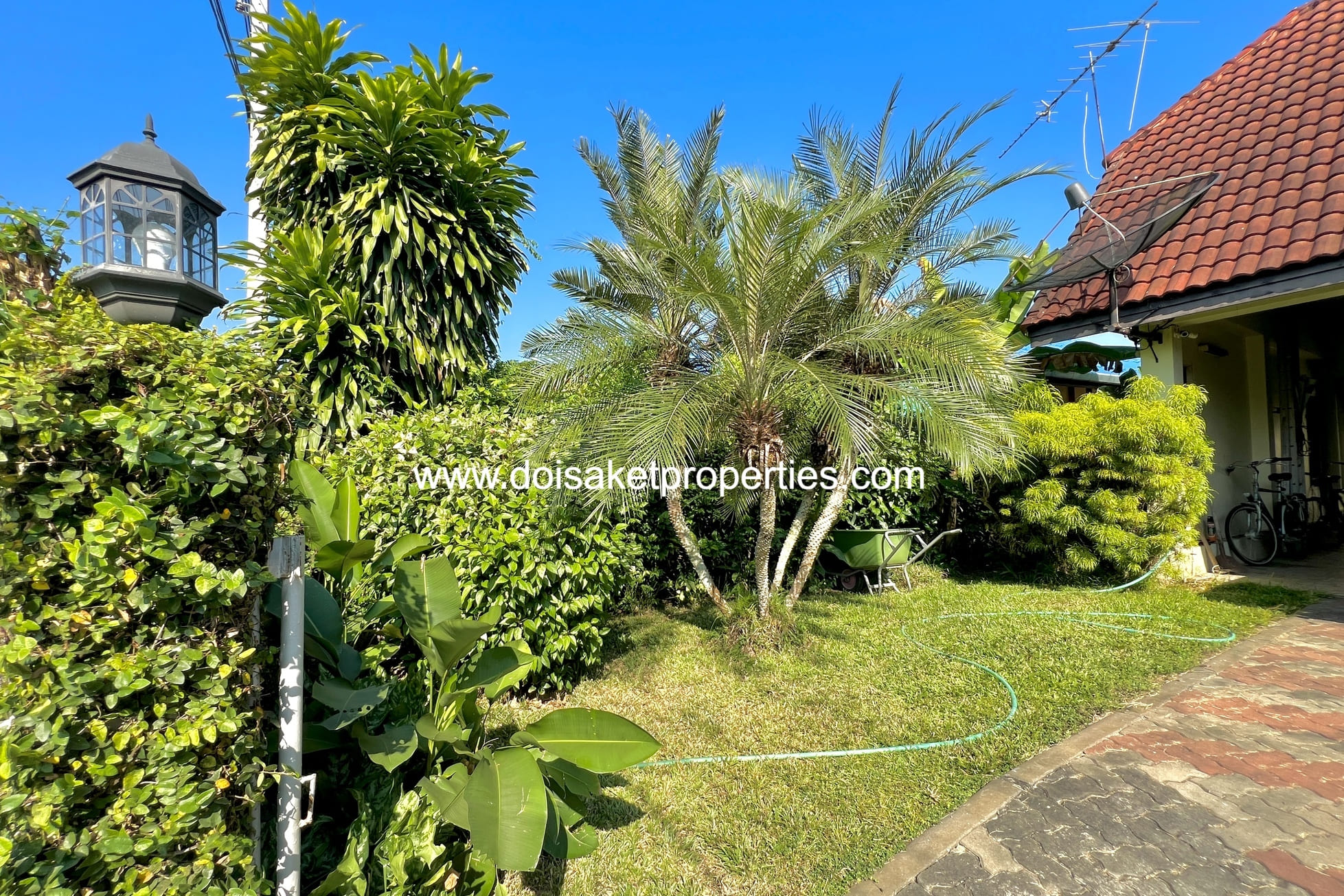 3-Bedroom Family Home for Sale in Peaceful San Na Meng, San Sai