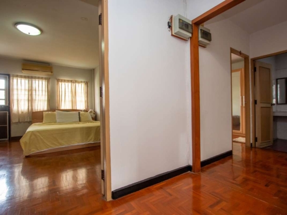 Four Bedroom Townhouse San Phi Suea-PH-CITY717