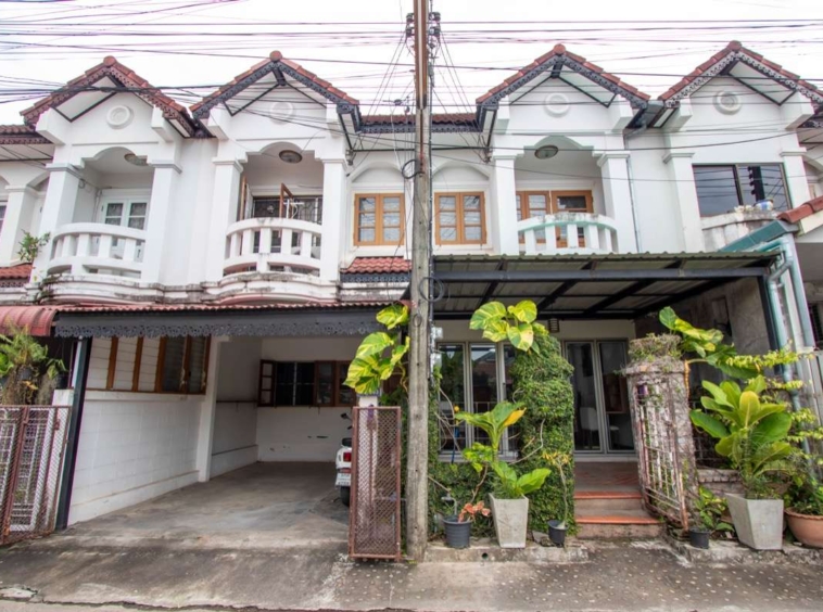 Four Bedroom Townhouse San Phi Suea-PH-CITY717