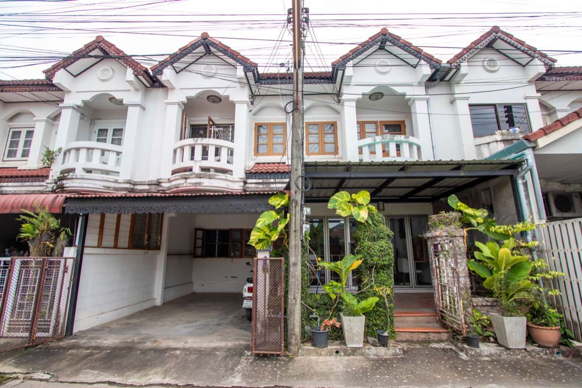 Four Bedroom Townhouse San Phi Suea-PH-CITY717