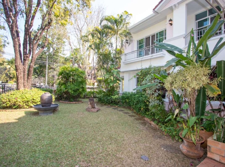 Spacious 4 BR House For Sale Nantawan Land & House Park Nong Han-PH-SAN372