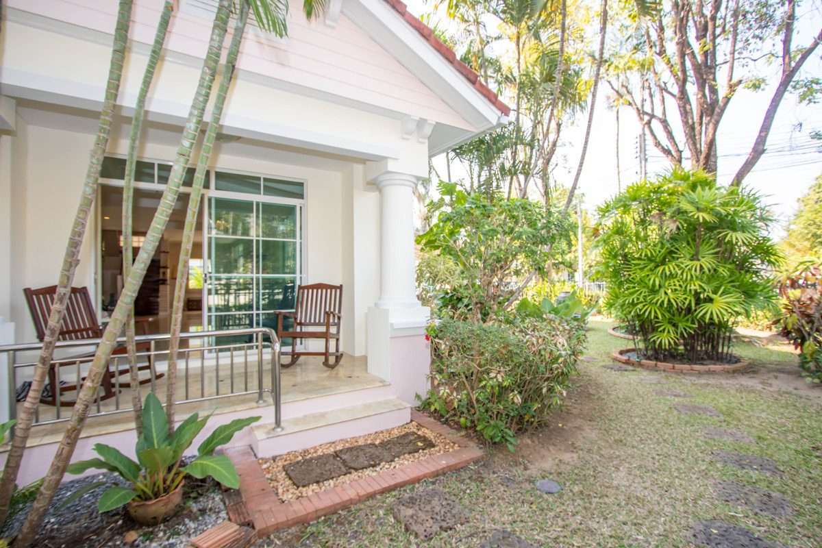 Spacious 4 BR House For Sale Nantawan Land & House Park Nong Han-PH-SAN372