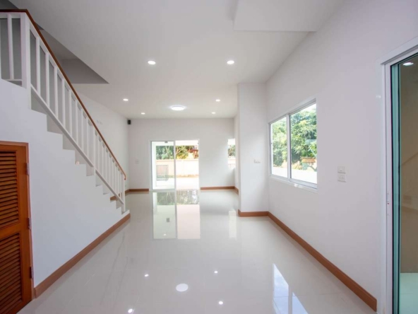 Unfurnished 3-Bedroom House for Sale in San Sai – Close to Maejo University-PH-SAN425