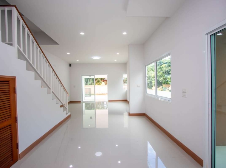 Unfurnished 3-Bedroom House for Sale in San Sai – Close to Maejo University-PH-SAN425