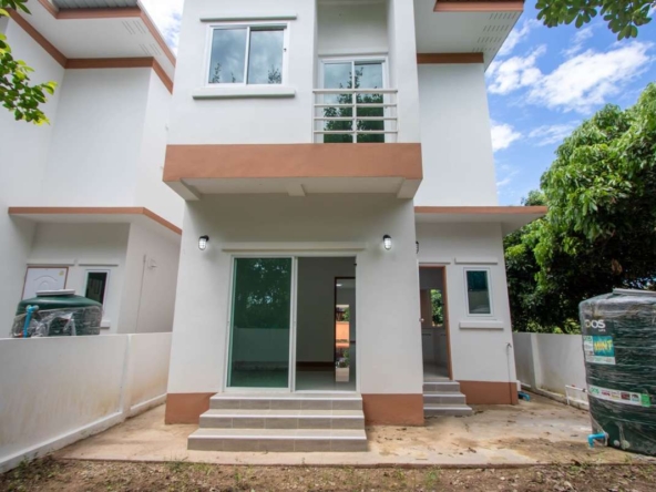 Unfurnished 3-Bedroom House for Sale in San Sai – Close to Maejo University-PH-SAN425