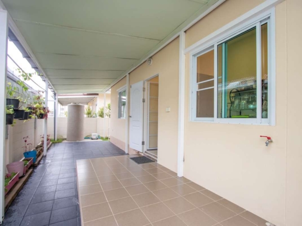 Immaculate 2 Bedroom House For Sale-PH-SARA207