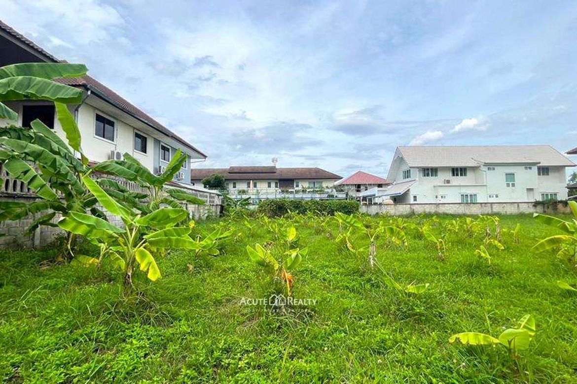 Land for sale in World Club Land