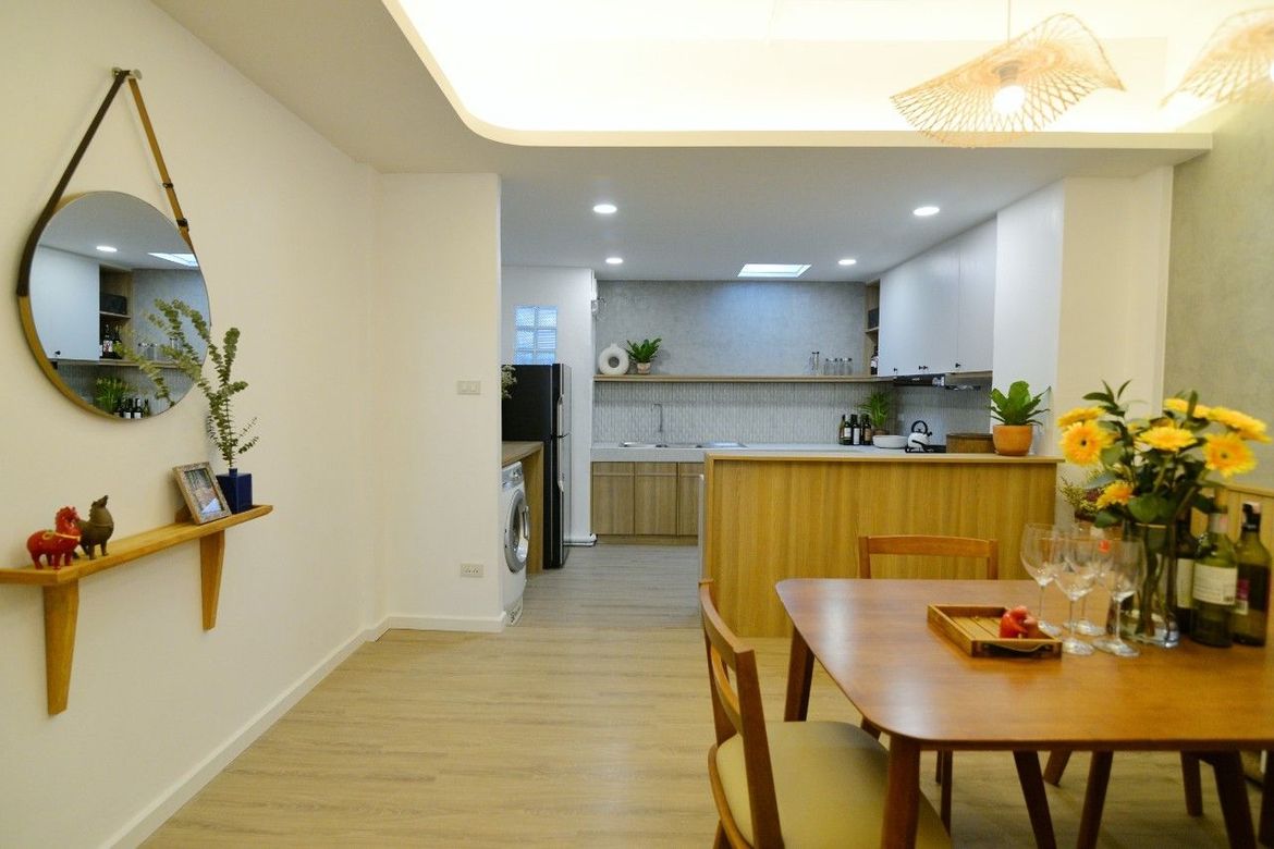 Large renovated townhome near the city It's comfortable to buy by yourself. It's worth buying for investment.-J-JOY1663