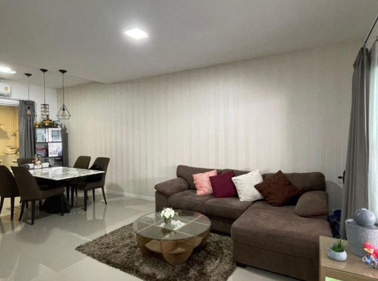 2-story townhome for sale with tenant Pruksa Ville 115 Chiang Mai - Payap-J-JOY1725