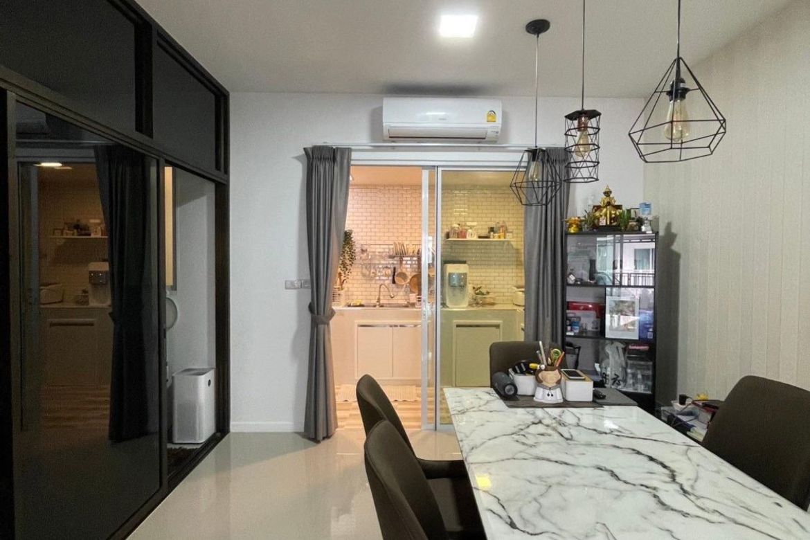 2-story townhome for sale with tenant Pruksa Ville 115 Chiang Mai - Payap-J-JOY1725