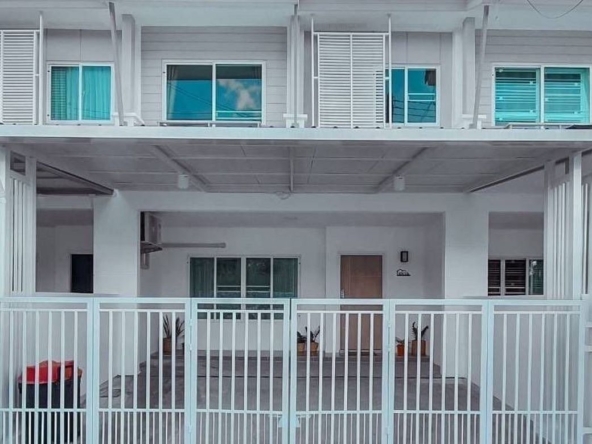 2-story townhome for sale with tenant Pruksa Ville 115 Chiang Mai - Payap-J-JOY1725