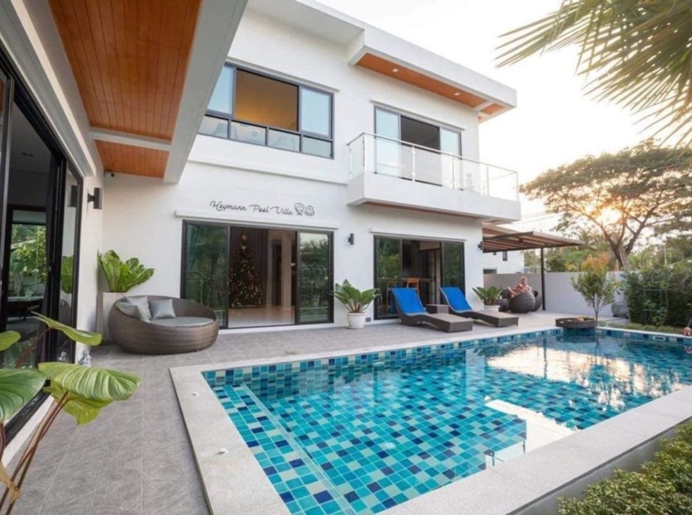 5 Bedrooms Pool Villa for Rent in San Kampheang Area