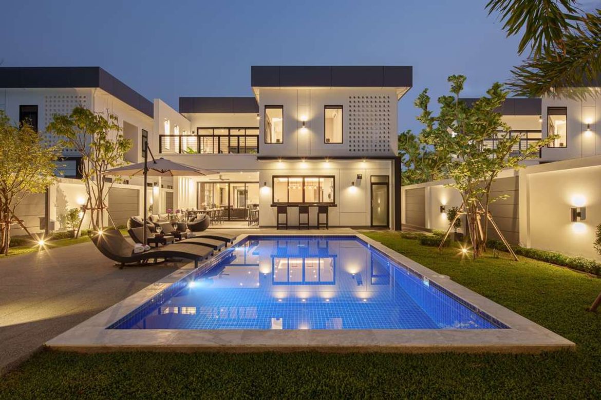 Modern Pool Villa at Ban Wean