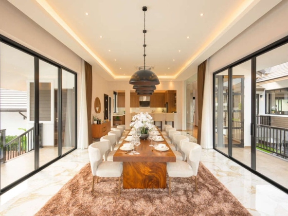 5 Bedrooms Luxury Classic Style Nestled in the vibrant heart of Chiang Mai-KMP-HSMC7064D