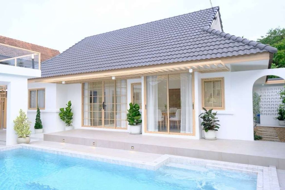 Pool Villa for Sale in San Sai Area: 3 Bedrooms with Great Environment and Easy Access