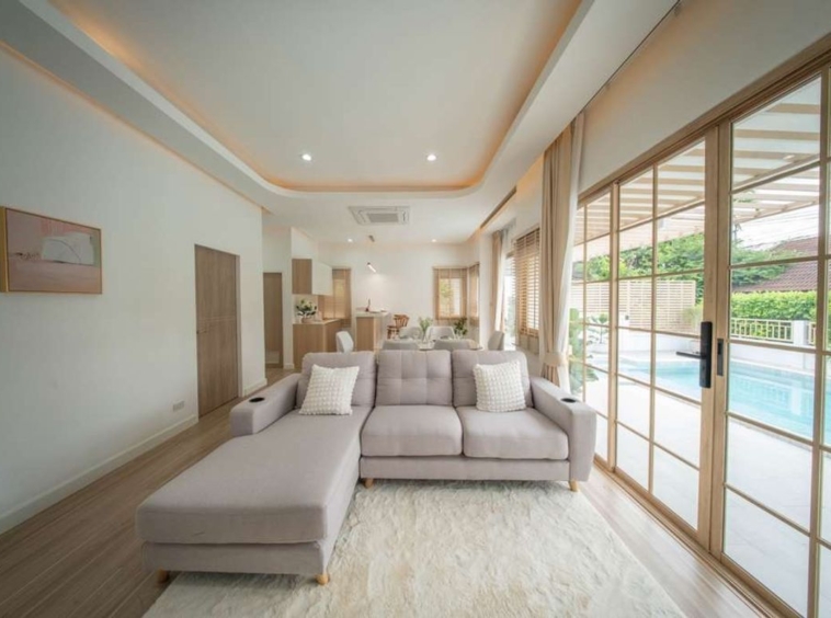 Pool Villa for Sale in San Sai Area: 3 Bedrooms with Great Environment and Easy Access