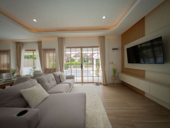 Pool Villa for Sale in San Sai Area: 3 Bedrooms with Great Environment and Easy Access