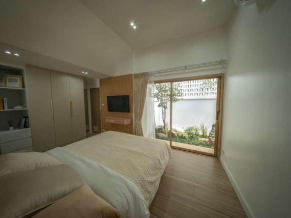 Pool Villa for Sale in San Sai Area: 3 Bedrooms with Great Environment and Easy Access