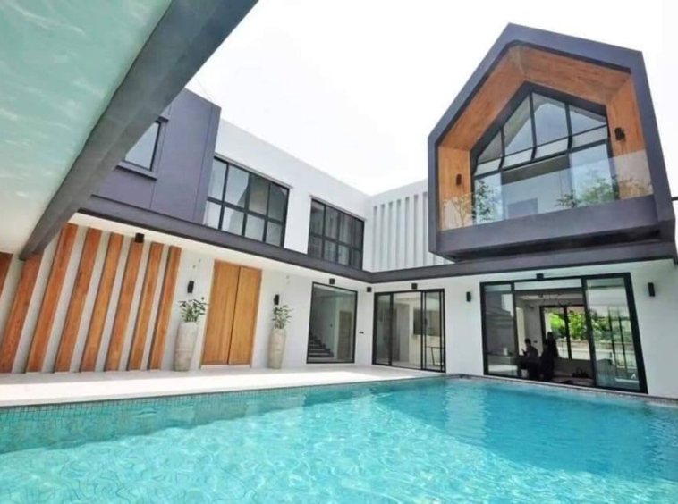 Luxury Pool Villa Ban Wang Tan for Rent & Sale-J-JOY1579